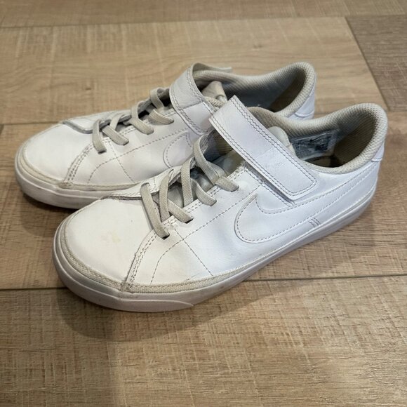 NIKE YOUTH GIRLS WHITE SNEAKER SHOE 2Y DA5381-104 - Picture 3 of 6